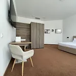 Resedinta Cina 3* Braşov