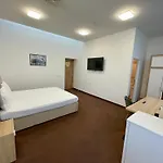 Resedinta Cina 3* Braşov