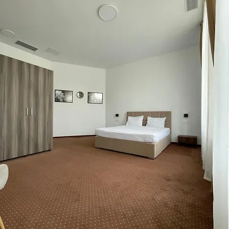 Resedinta Cina Гостьовий будинок 3*