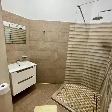 Гостьовий будинок Resedinta Cina Брашов