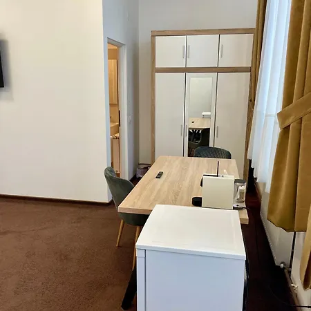 Resedinta Cina Гостьовий будинок 3*