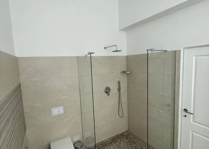 Resedinta Cina 3* Brašov